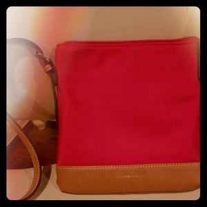 Perfect Tommy Hilfiger crossbody